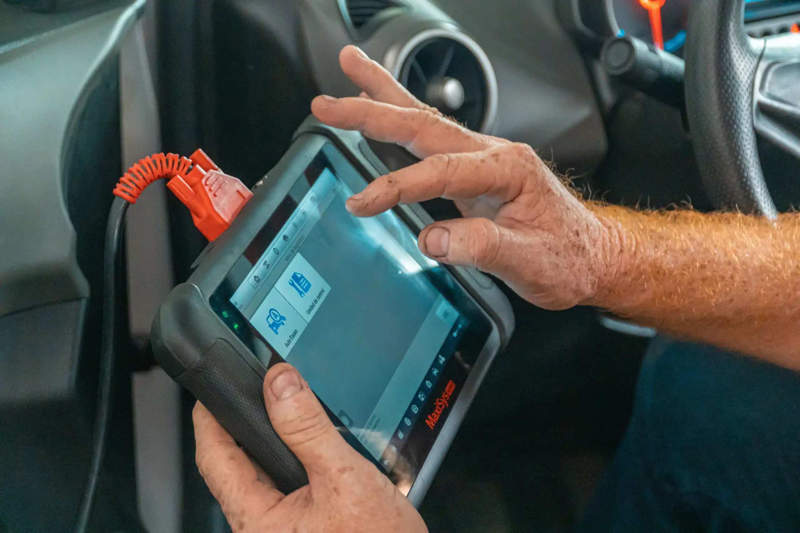 Audi diagnostic equipment and expert technician performing advanced diagnostics in Bay Shore.